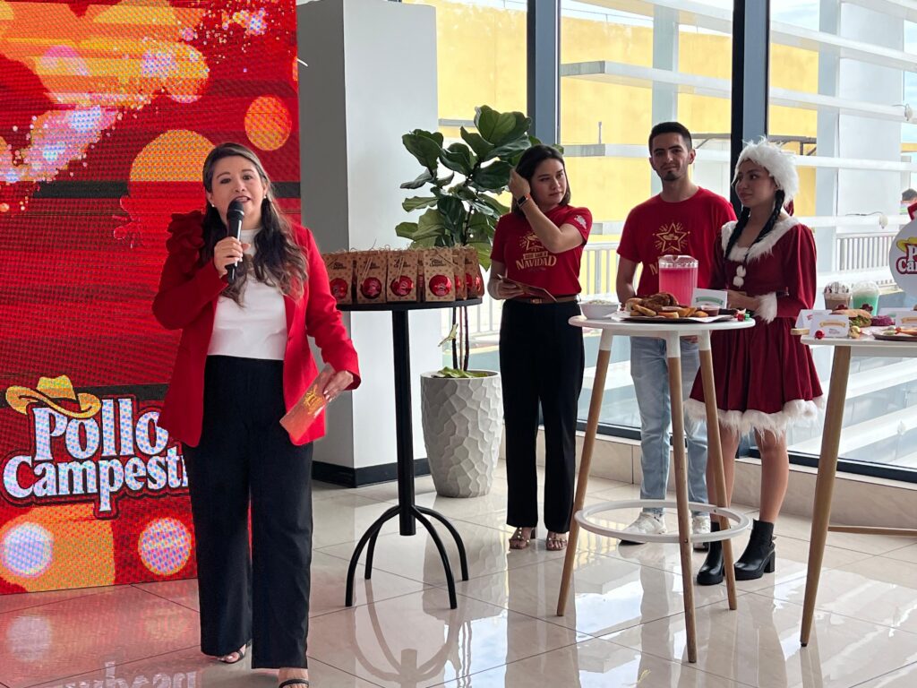 Pollo Campestre fortalece tradiciones y celebra la Navidad junto a las familias salvadoreñas