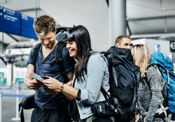 El Salvador se prepara para recibir más turistas con atención ágil en fronteras terrestres