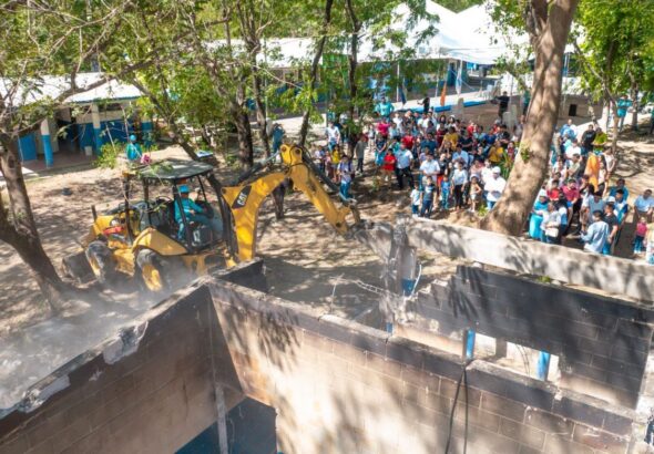 La DOM fortalece la educación con la intervención del Instituto Nacional de El Divisadero