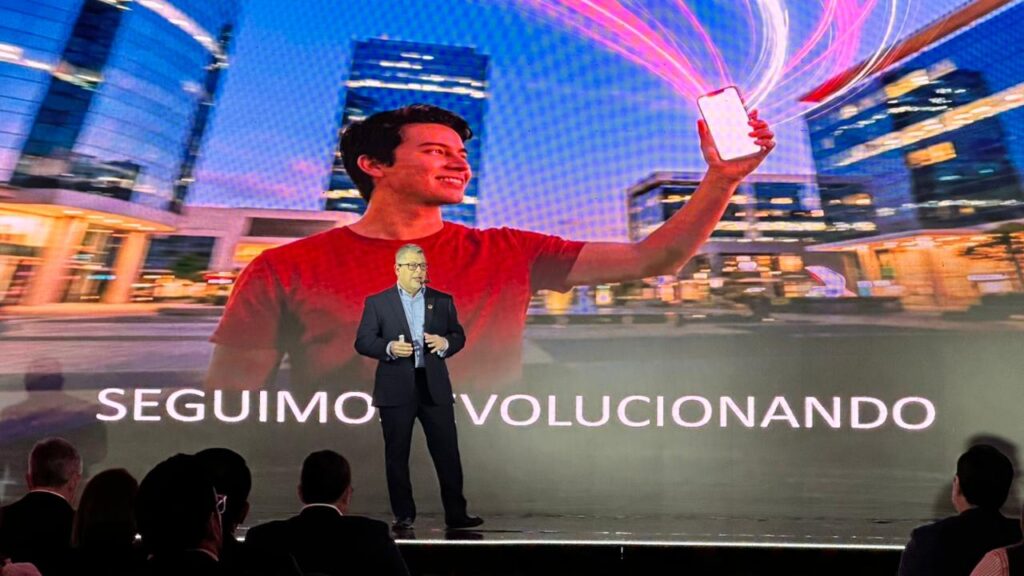 Tech Summit 2026 posiciona a Claro Empresas como motor de innovación digital en El Salvador