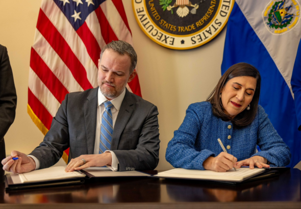 Acuerdo histórico fortalece exportaciones salvadoreñas a EE. UU.