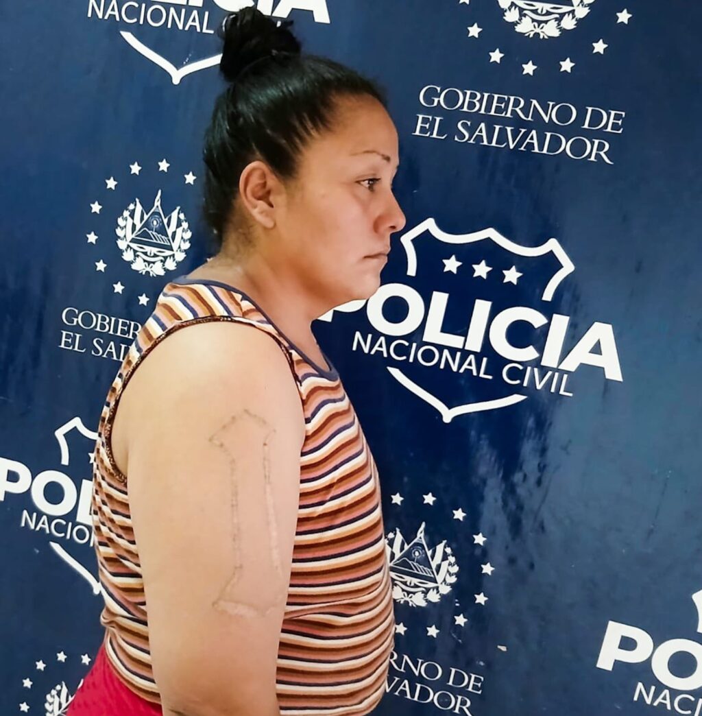 Detienen a presunta pandillera que intentó ocultar su identidad en San Miguel