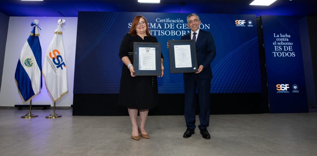 Superintendencia del Sistema Financiero certifica su Sistema de Gestión Antisoborno bajo la norma internacional ISO 37001