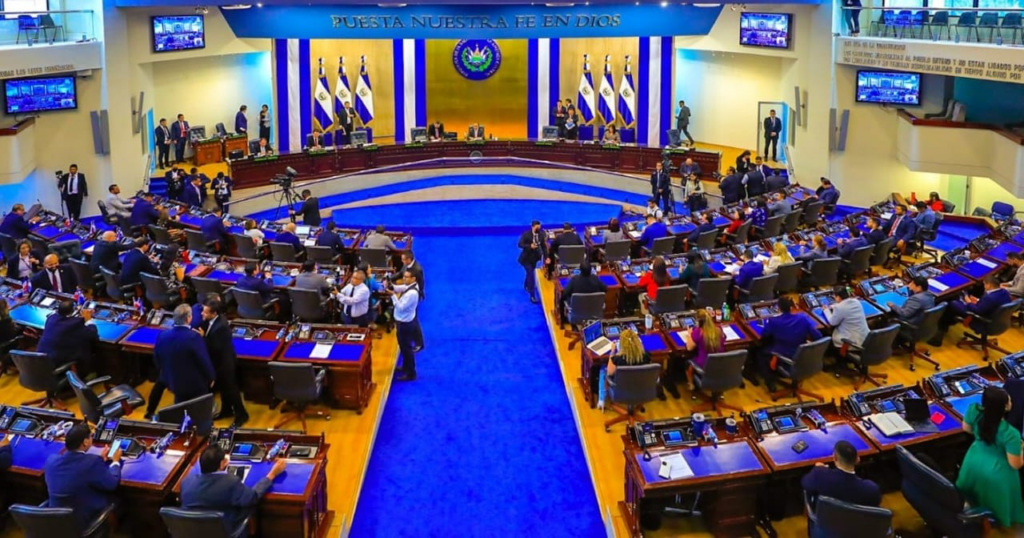 Impulsan telemedicina en El Salvador con millonario financiamiento