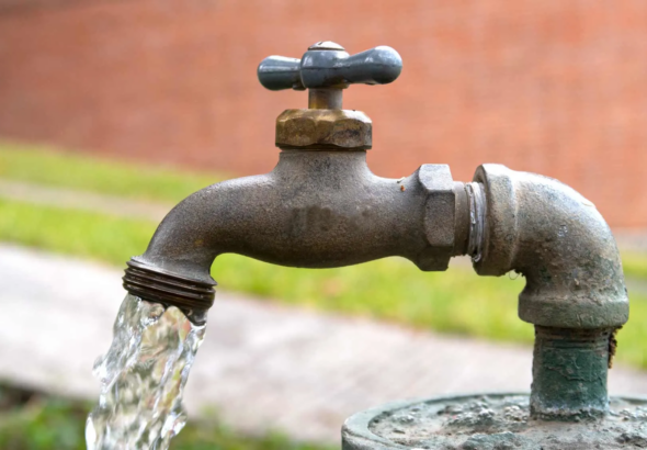 Aviso importante: suspensión temporal de agua este martes