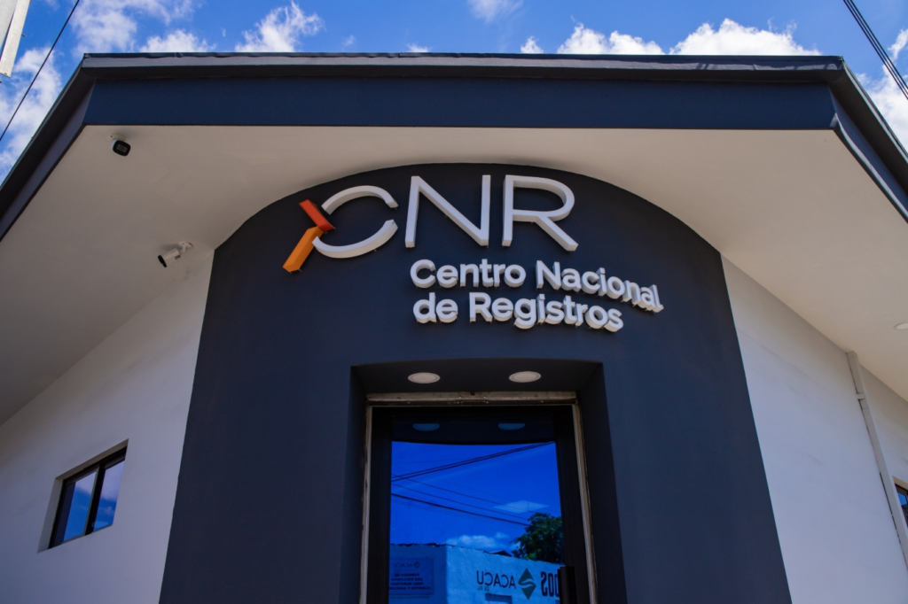 Digitalización impulsa récord de nuevas empresas inscritas en el CNR