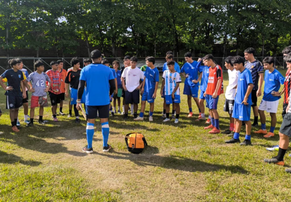 Selecciones nacionales mantienen actividad constante, informa Yamil Bukele