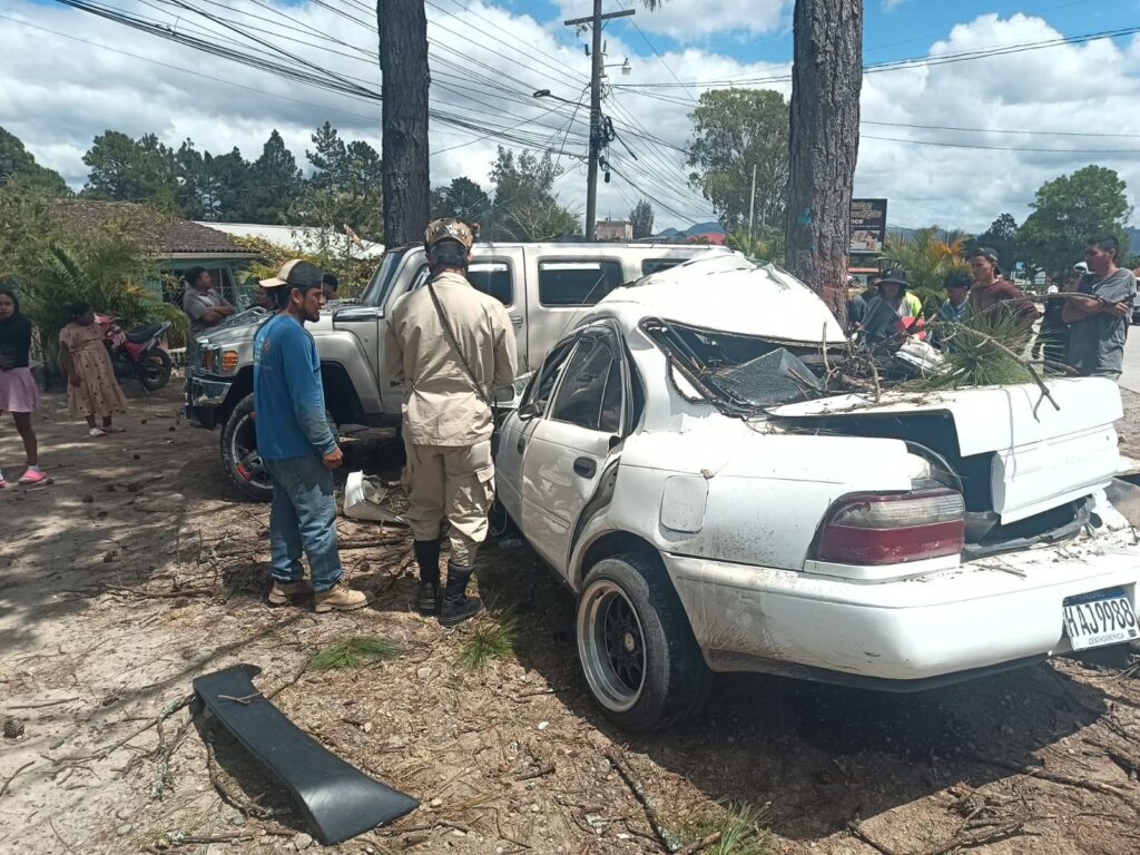 Dos heridos tras choque en colonia 3 de Septiembre