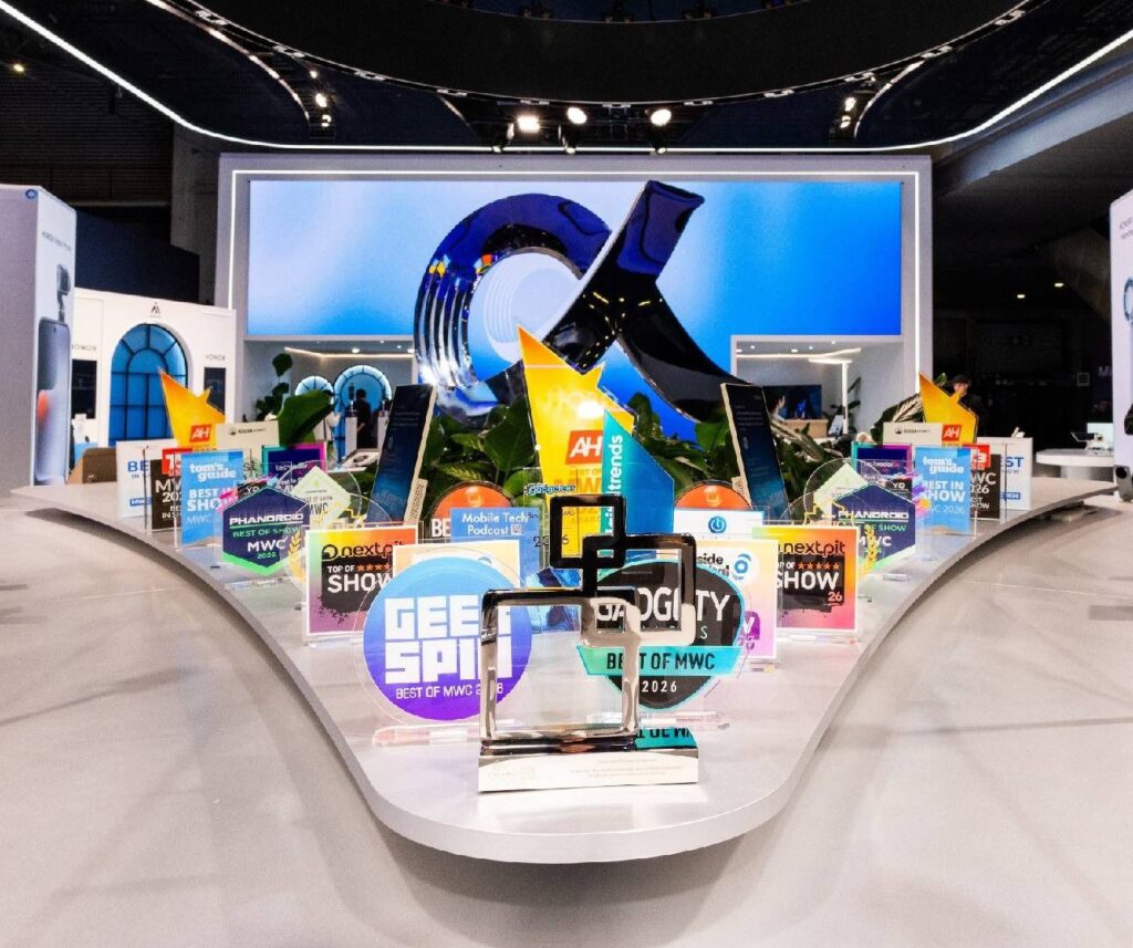 HONOR recibe reconocimiento global en MWC 2026 por la innovación del Robot Phone y el liderazgo del Magic V6 en plegables