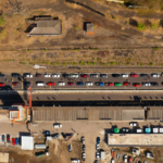 Baja el petróleo Brent en la jornada del lunes