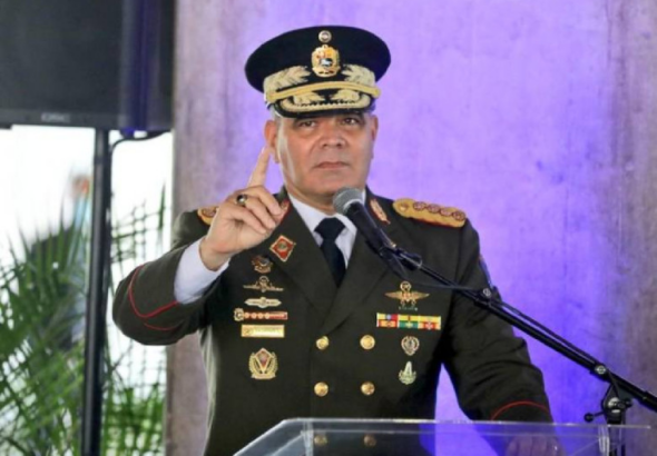 Destituyen a ministro de Defensa en medio de crisis en Venezuela