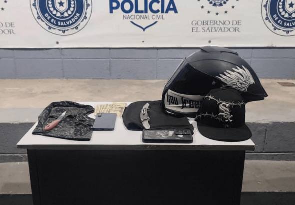 Capturan a dos jóvenes por robo en Soyapango