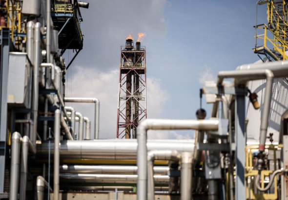 Escalada energética eleva precio del gas en Europa