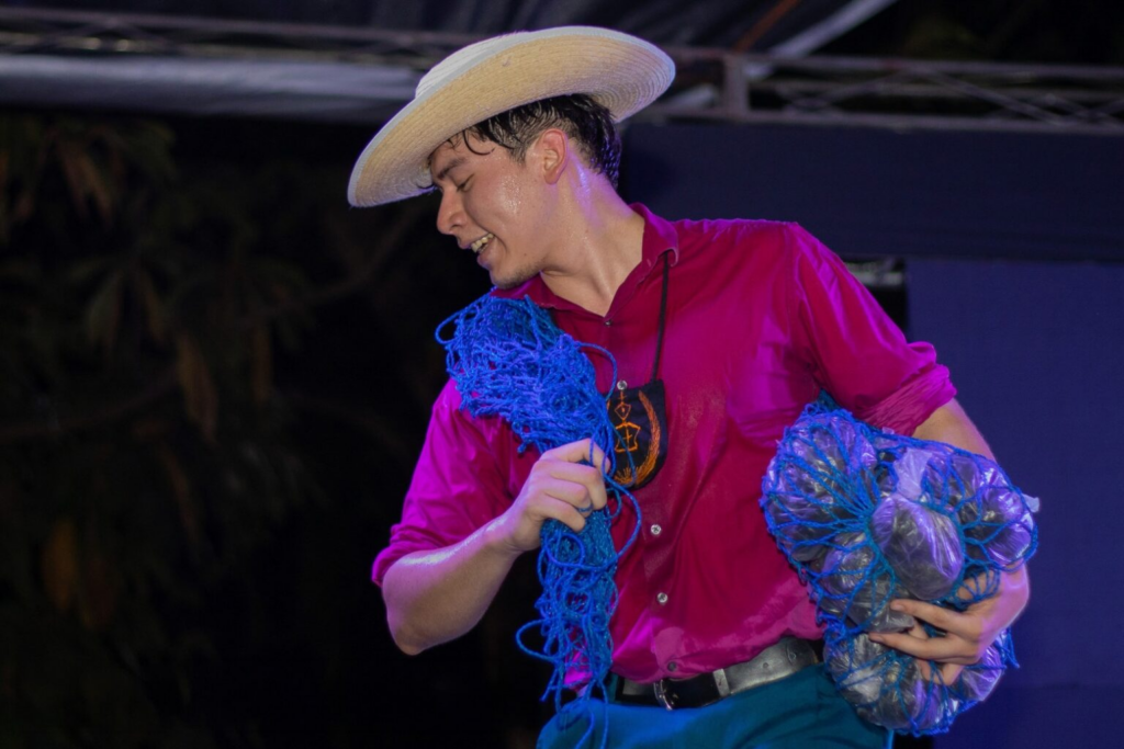 Cultura salvadoreña destaca en feria internacional en México