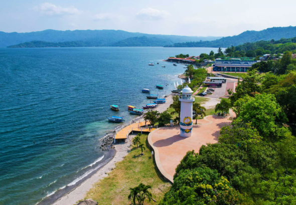 Lago de Ilopango será escenario de competencia mundial de natación