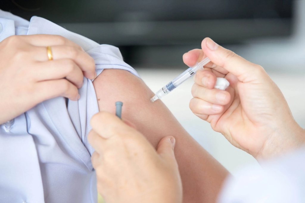 El Salvador amplía vacunación contra el VPH para más mujeres