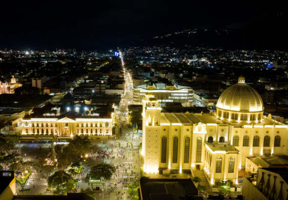 Centro Histórico lidera visitas en Semana Santa con miles de turistas en El Salvador
