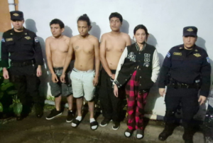 Policía desarticula redes de narcomenudeo y decomisa drogas valoradas en más de US$60 mil