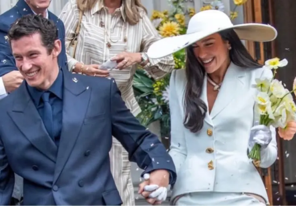 Dua Lipa y Callum Turner sellan su historia de amor con una boda íntima en Londres