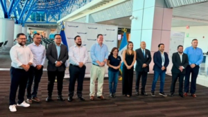 Reactivación de ruta aérea entre Guatemala y San Salvador busca impulsar la economía regional
