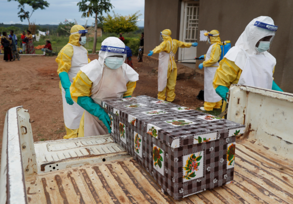 Brote de ébola deja 967 fallecidos y más de 2,400 casos confirmados en la República Democrática del Congo