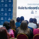 Homenaje póstumo honra la memoria de héroes policiales fallecidos en el cumplimiento del deber