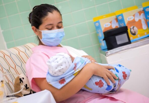 Avalan préstamo de US$75 millones para fortalecer servicios materno-infantil
